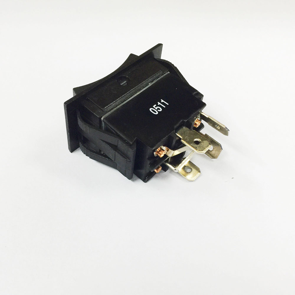 R13-129 4ピン 6ピン 125/250V 16A ( - Power Tools のレビューと価格